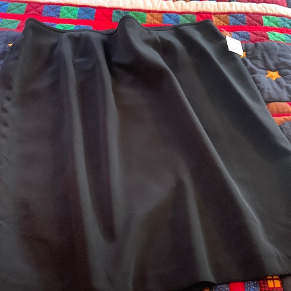 2 pc skirt and jacket - Picture 4 of 16